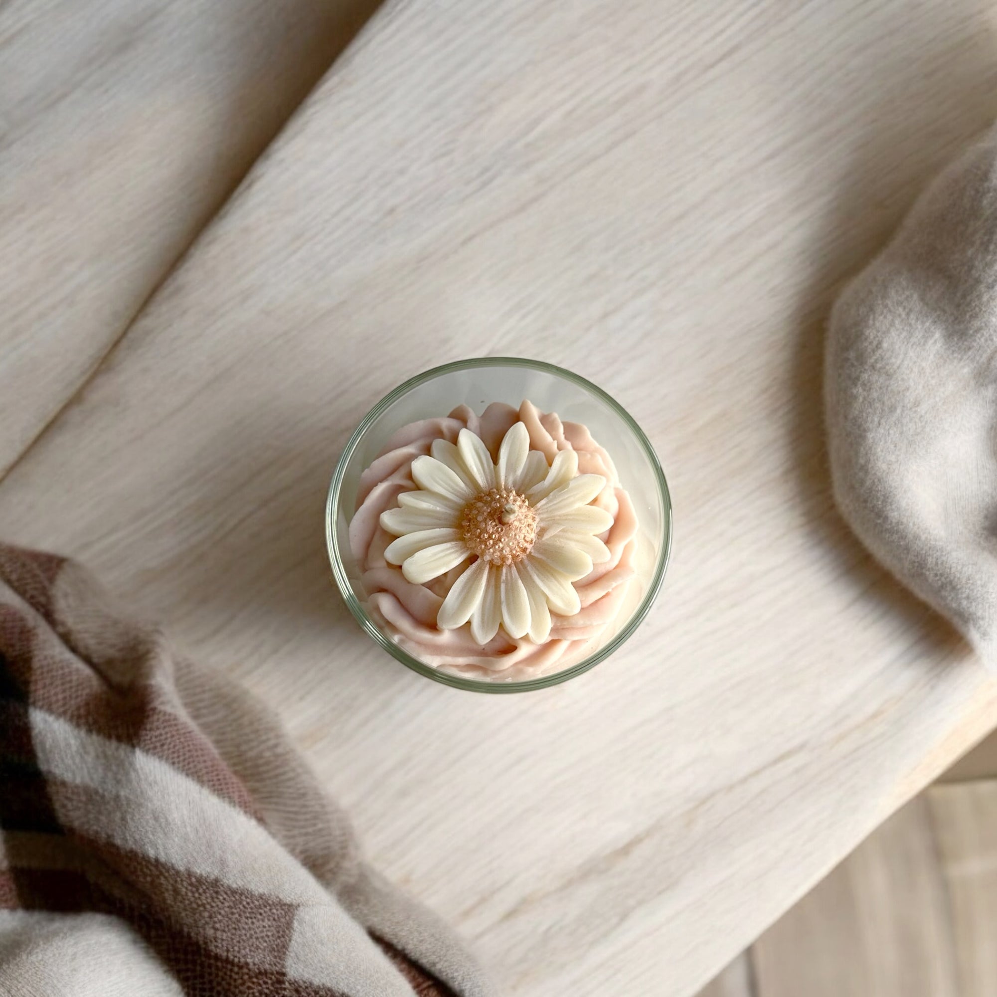 Bougie chantilly | Flower | Adoucissant